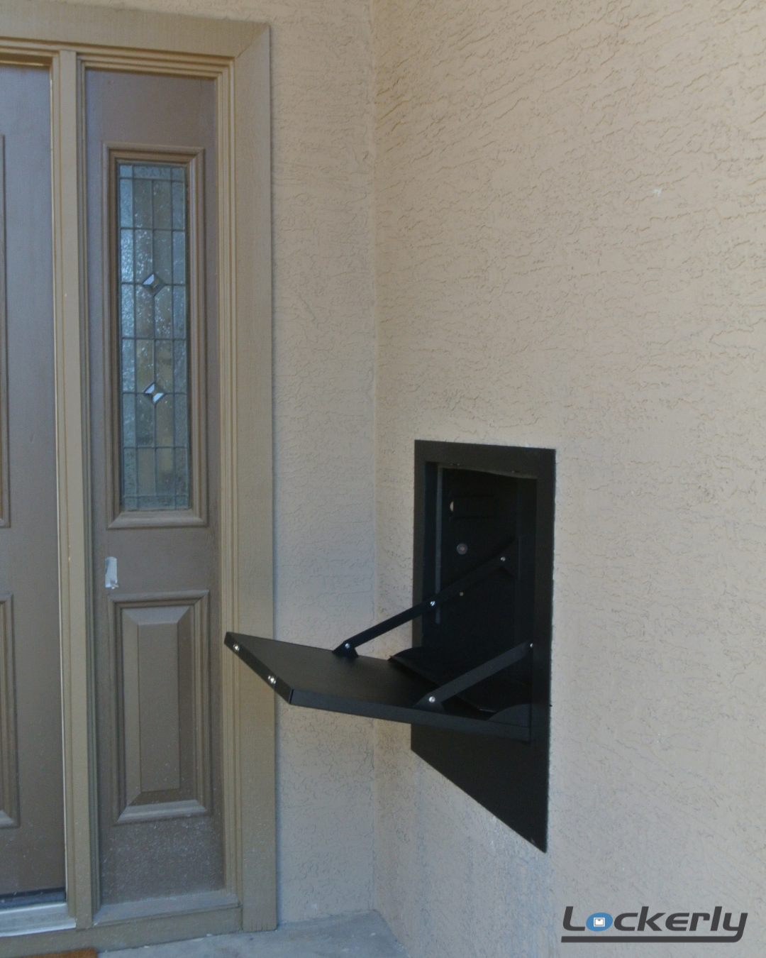 Porch Box Visibility vs. Hidden Locker: Which Reduces Package Theft? | Lockerly